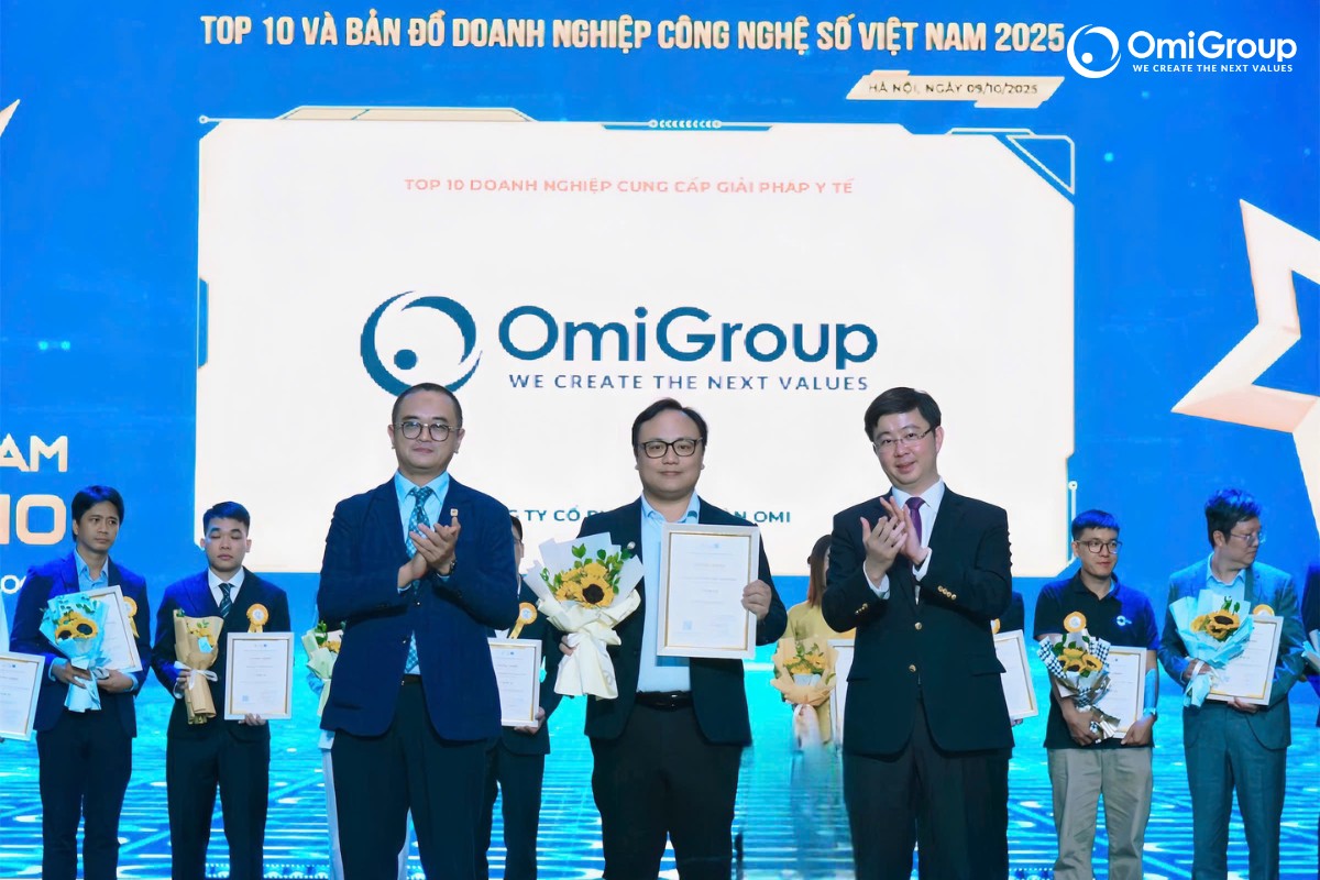 OmiGroup vinh dự nhận 3 giải thưởng danh giá tại Lễ vinh danh Top 10 Doanh nghiệp CNTT Việt Nam 2025